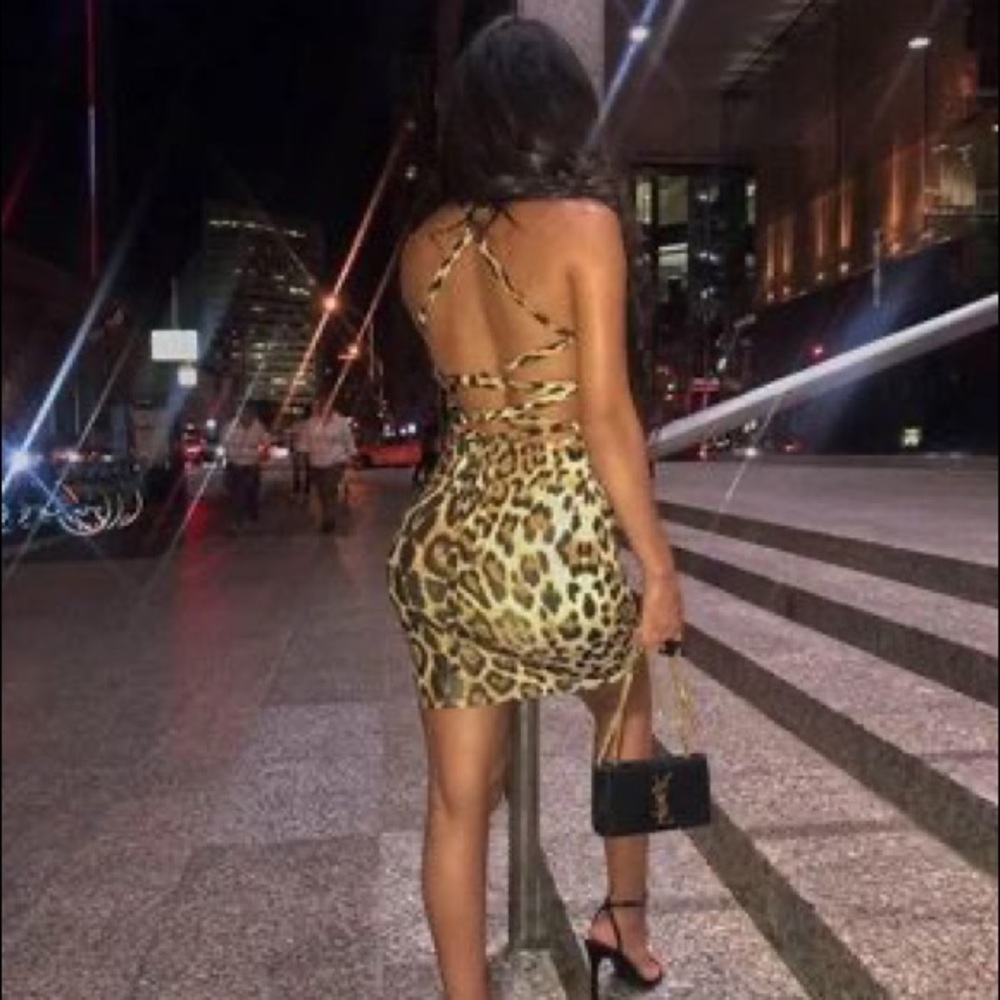 Leopard Printed - Picture 2 of 2